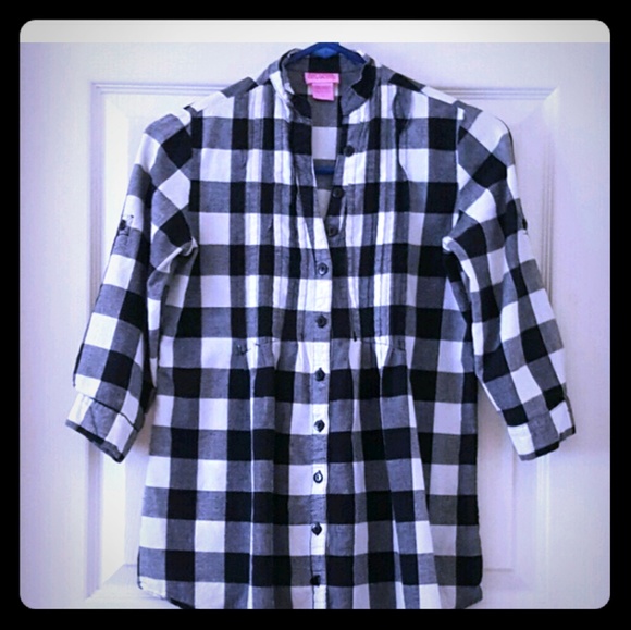 She's Cool Tops - Buffalo Plaid Pintuck Tunic